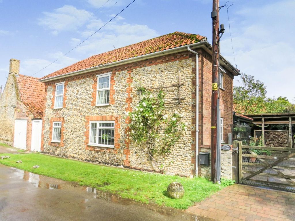 2 bed cottage for sale in Church Lane, Hockwold, Thetford IP26, £250,000