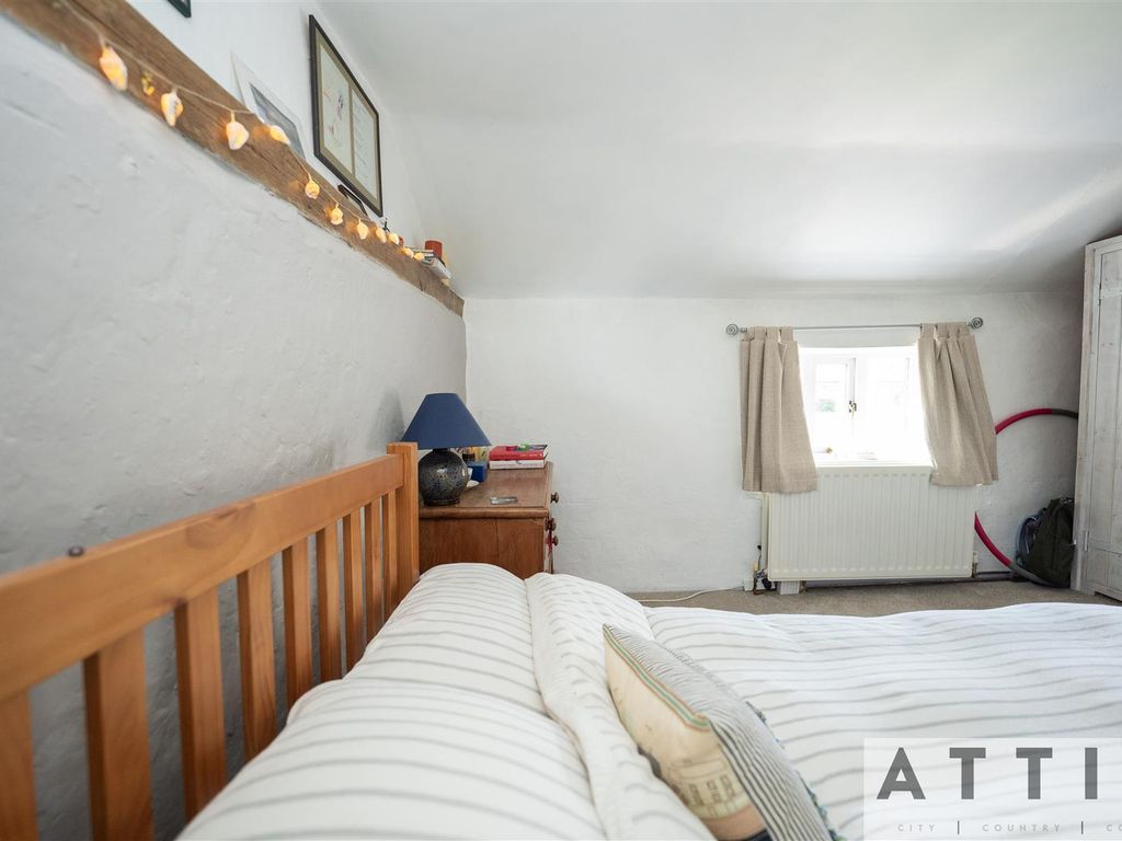 3 bed cottage for sale in Gull Street, Fressingfield, Eye IP21, £295,000