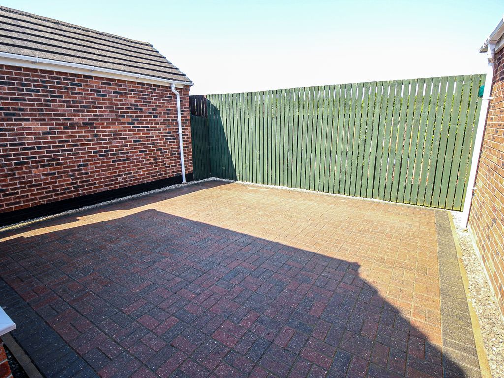 2 bed detached bungalow for sale in The Old Bowling Green, Worksop S80, £162,000
