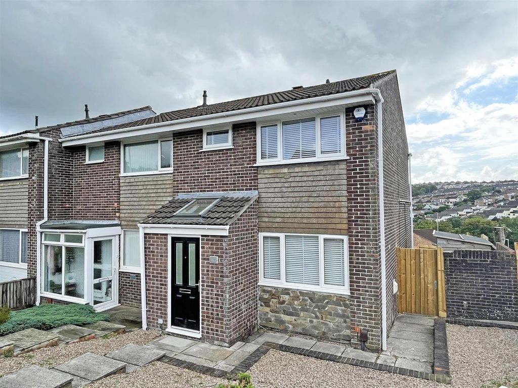 2 bed end terrace house for sale in Speedwell Crescent, Eggbuckland, Plymouth PL6, £230,000