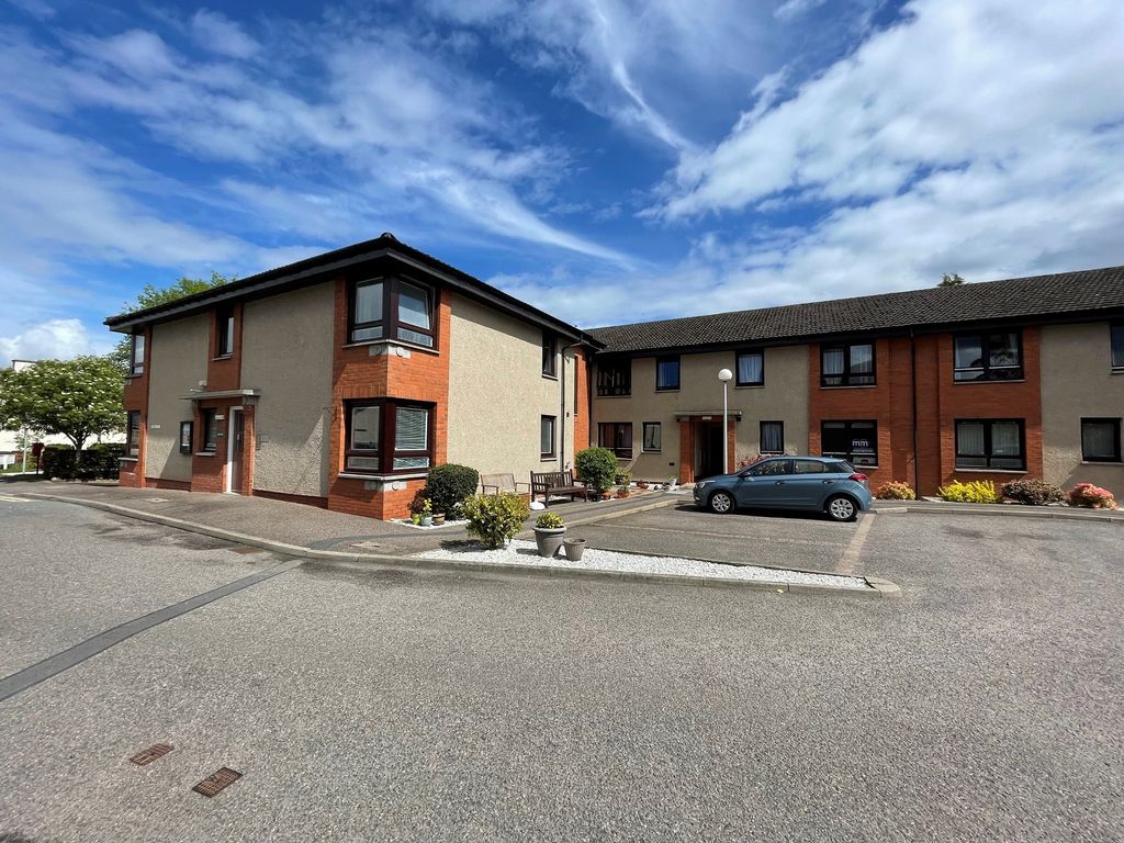 1 bed flat for sale in 10 Argyle Court, Crown, Inverness. IV2, £90,000