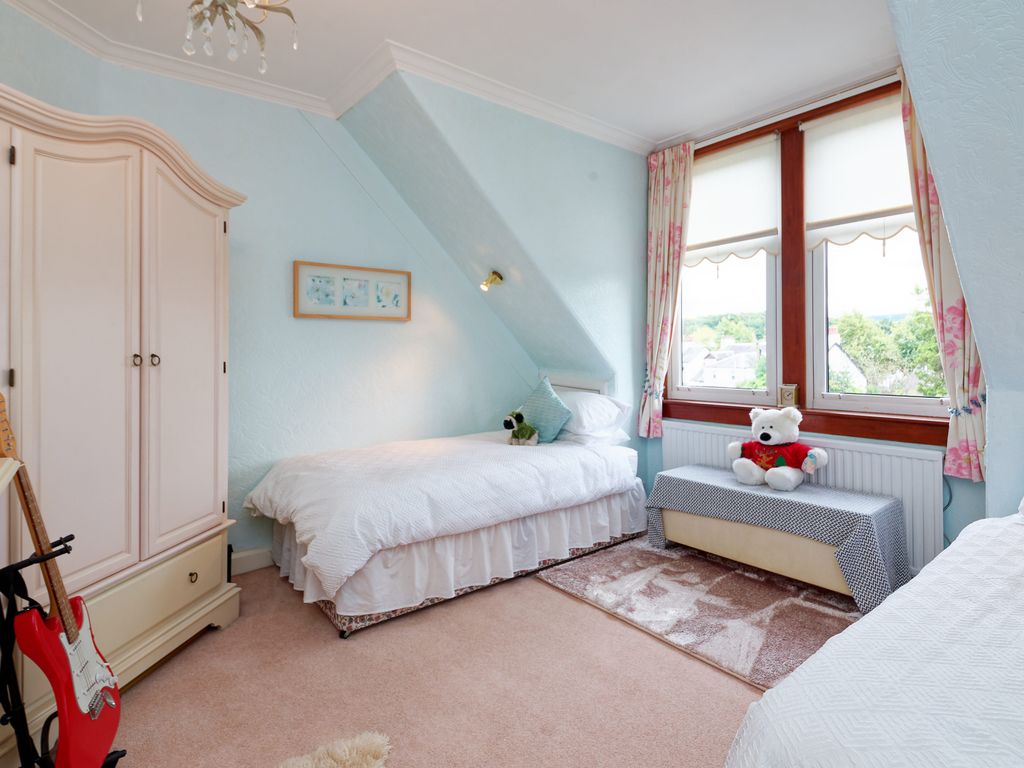3 bed property for sale in 15 Kings Crescent, Elderslie PA5, £243,000