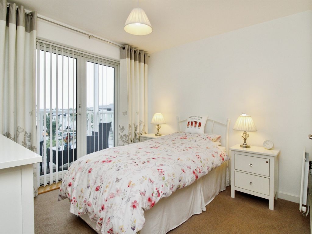 2 bed flat for sale in Pearse Close, Penarth CF64, £185,000