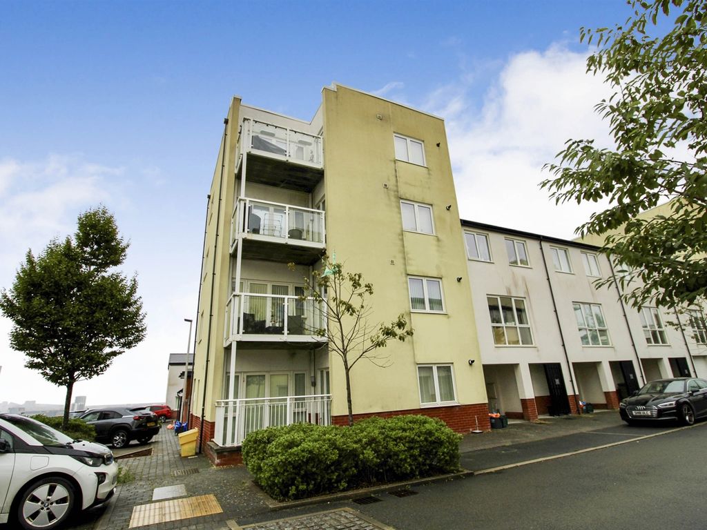 2 bed flat for sale in Pearse Close, Penarth CF64, £185,000