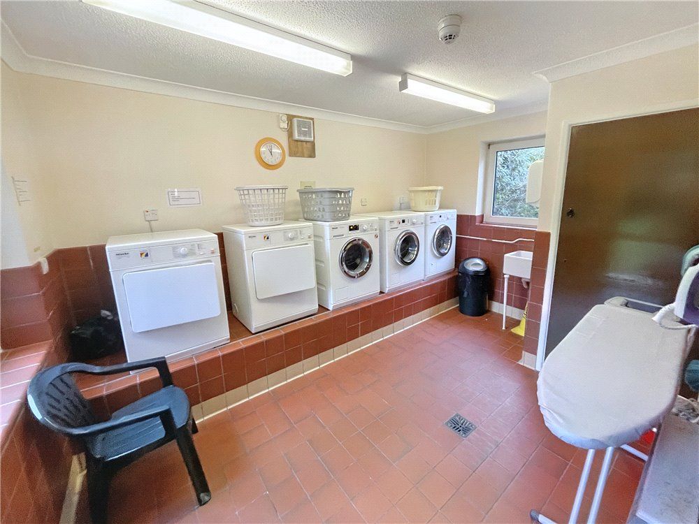 1 bed flat for sale in Ferndown, Dorset BH22, £73,000