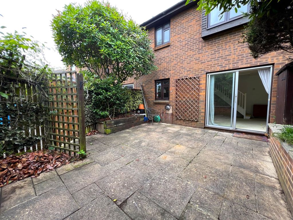 1 bed terraced house for sale in Vallis Close, Baiter Park, Poole BH15, £250,000