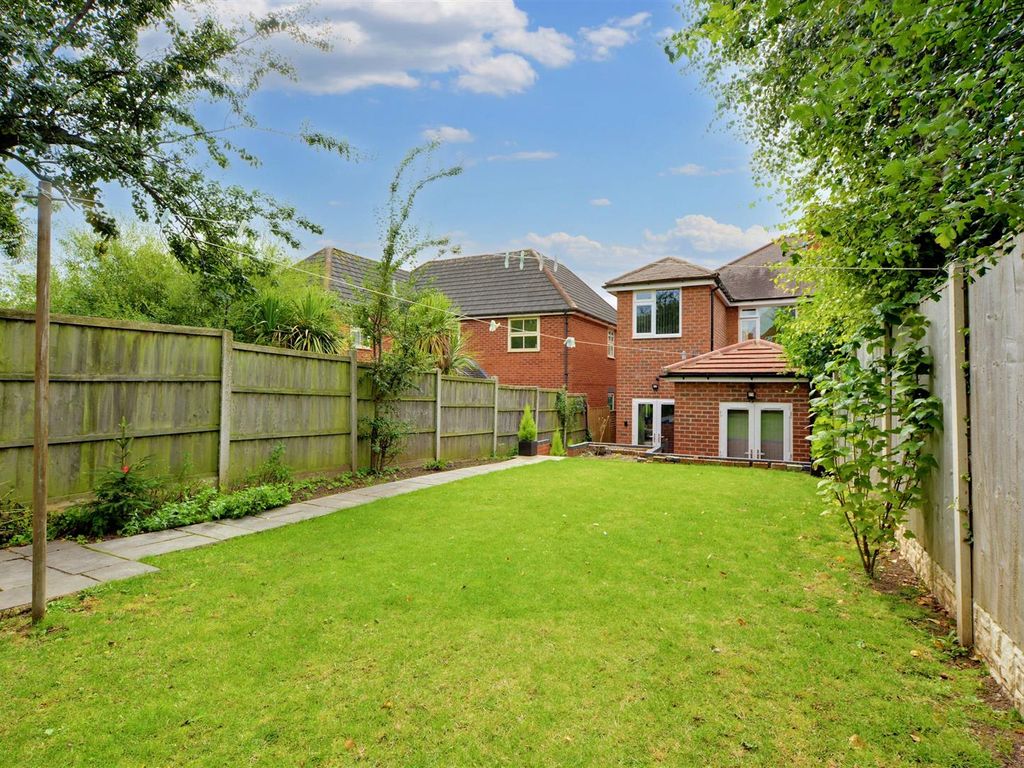 5 bed semi-detached house for sale in Lime Grove, Stapleford, Nottingham NG9, £315,000