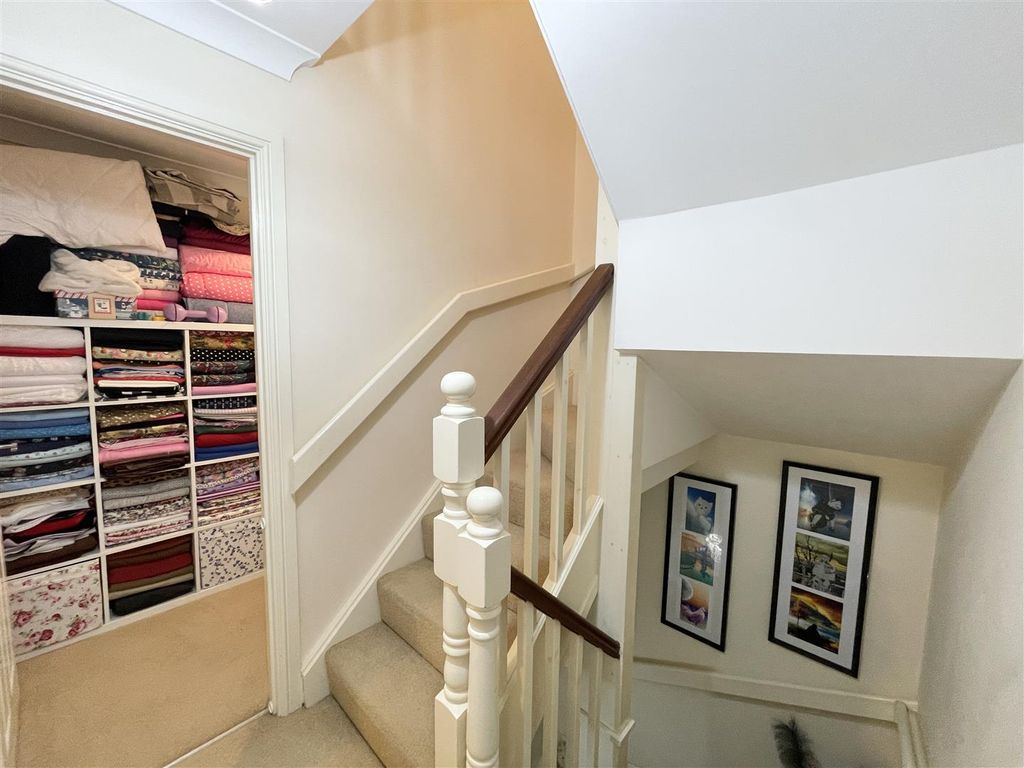4 bed semi-detached house for sale in Ffordd Y Gamlas, Bynea, Llanelli SA14, £199,999