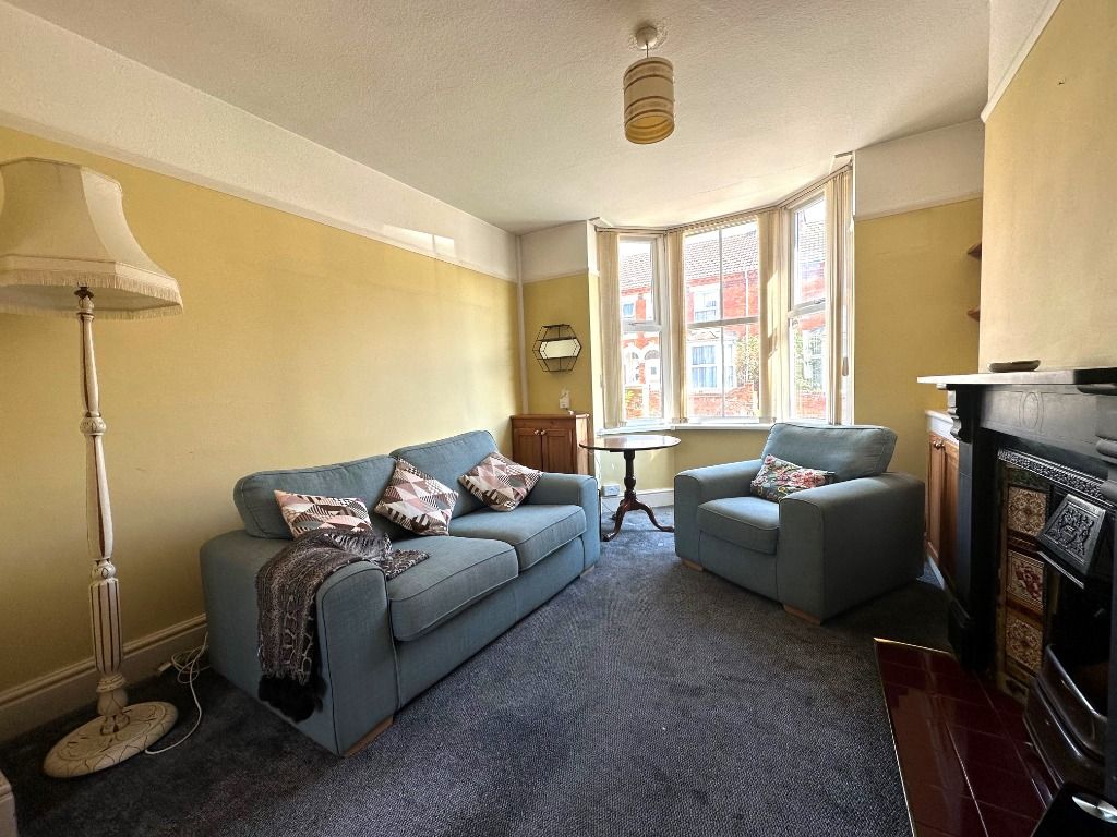 3 bed terraced house for sale in Ferrestone Road, Wellingborough NN8, £185,000
