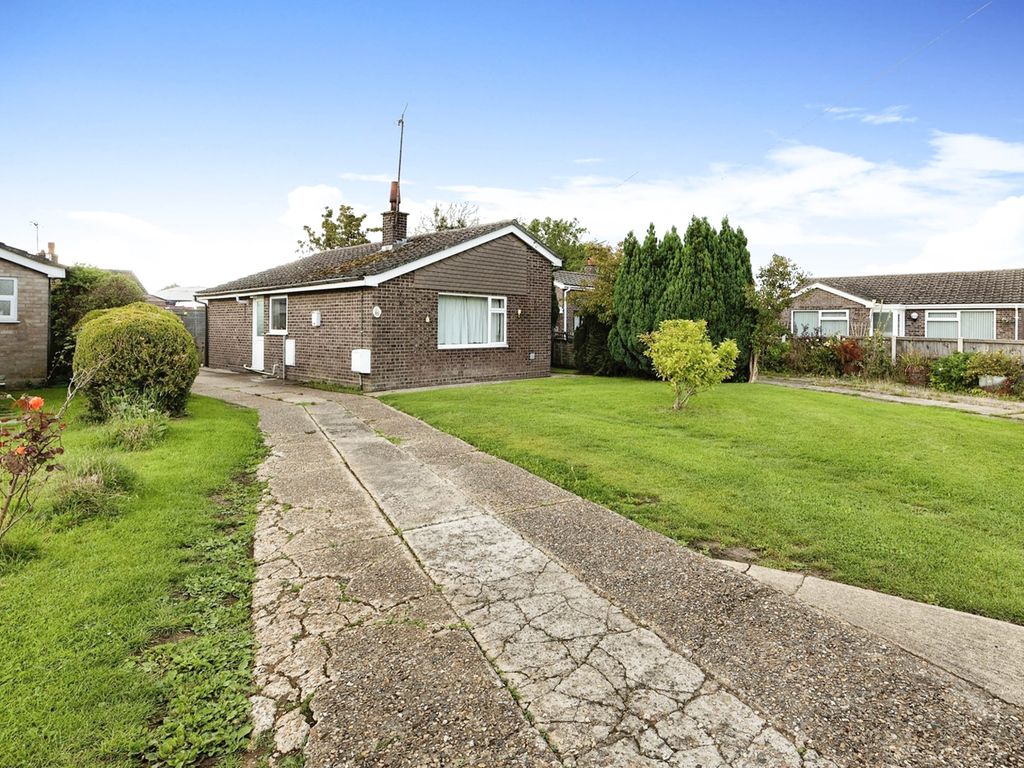 2 bed detached bungalow for sale in Langmere Road, Watton, Thetford IP25, £230,000