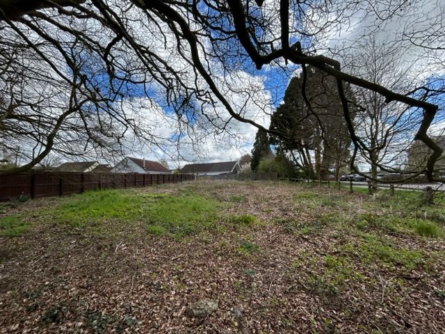 3 bed bungalow for sale in Back Lane, Chulmleigh EX18, £250,000