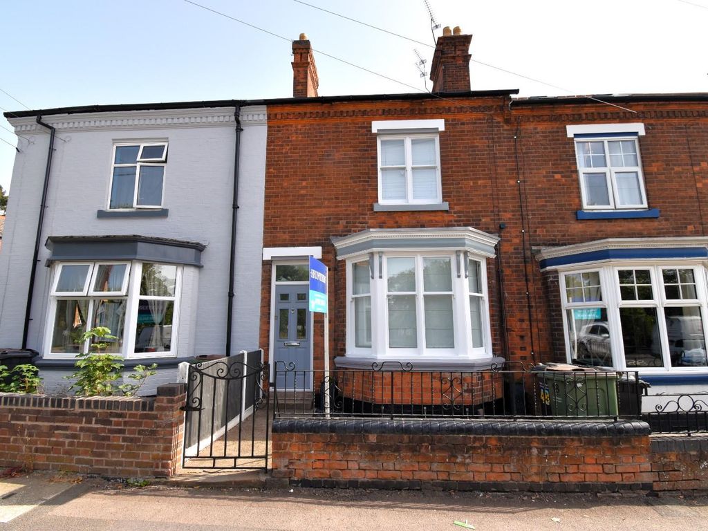 3 bed terraced house for sale in Saffron Road, Wigston LE18, £230,000