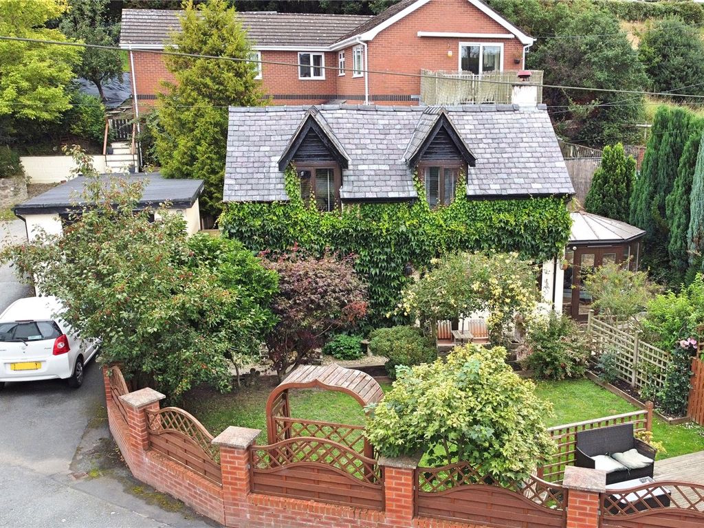 3 bed cottage for sale in Tregynon, Newtown, Powys SY16, £230,000