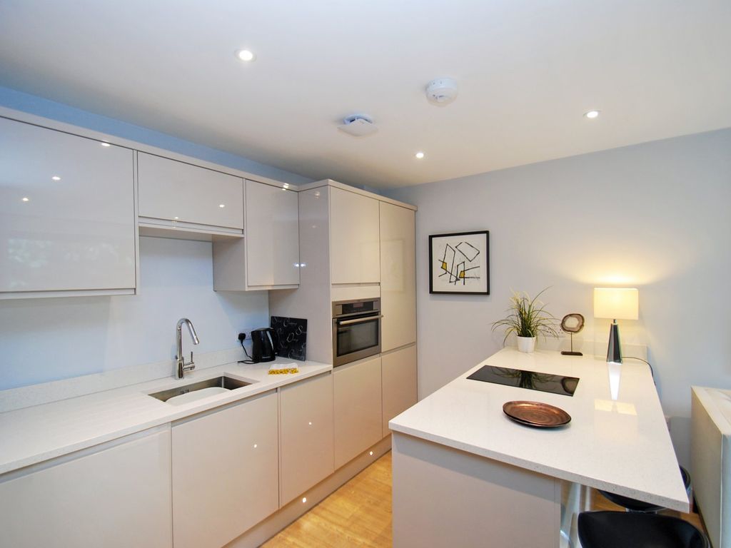 Studio for sale in Brookfield Road, Wooburn Green HP10, £178,000