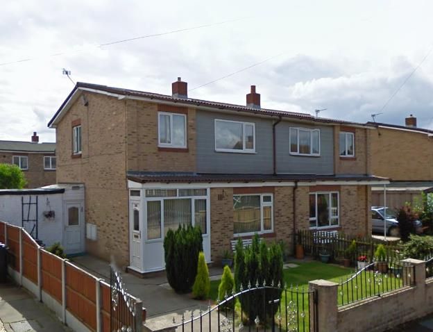 3 bed semi-detached house for sale in Ingram Crescent, Dunscroft, Doncaster DN7, £115,000