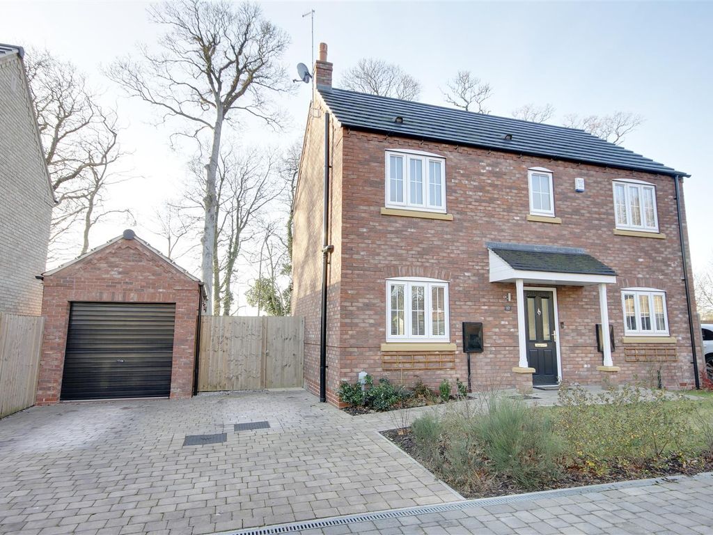 3 bed detached house for sale in Rosner Drive, Hessle HU13, £323,000