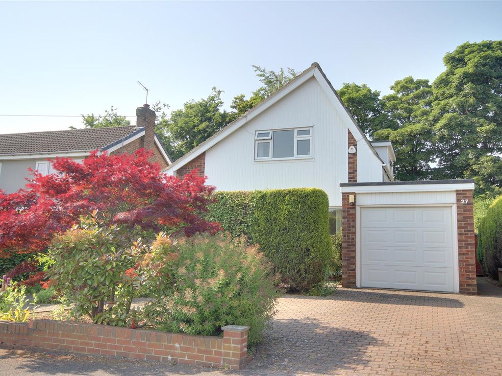 4 bed detached house for sale in Parklands Drive, North Ferriby HU14, £325,000