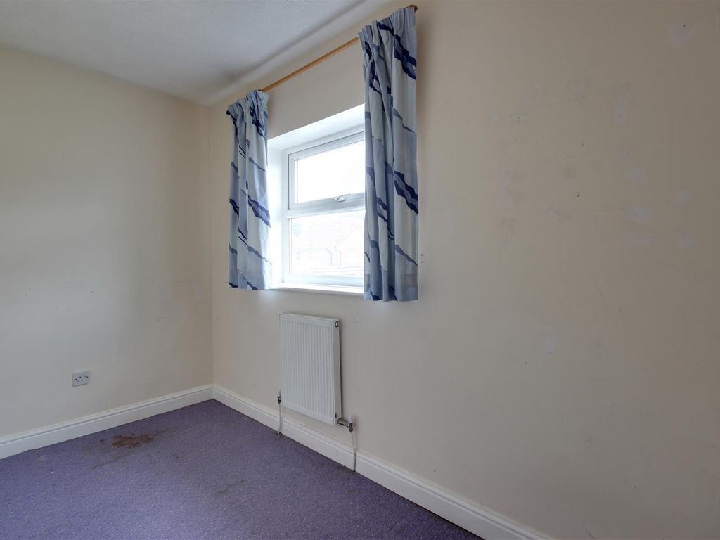 2 bed end terrace house for sale in Blackburn Avenue, Brough HU15, £138,000