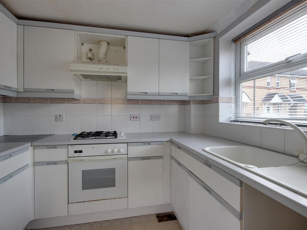 2 bed end terrace house for sale in Blackburn Avenue, Brough HU15, £138,000