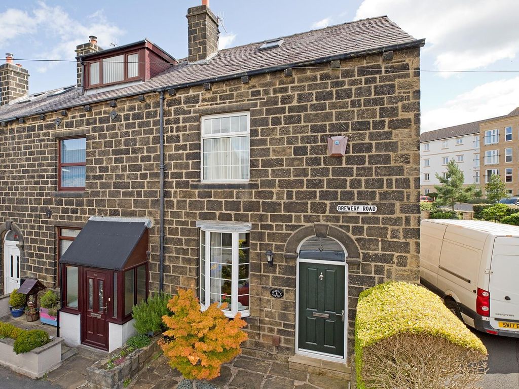 2 bed end terrace house for sale in Brewery Road, Ilkley LS29, £284,000