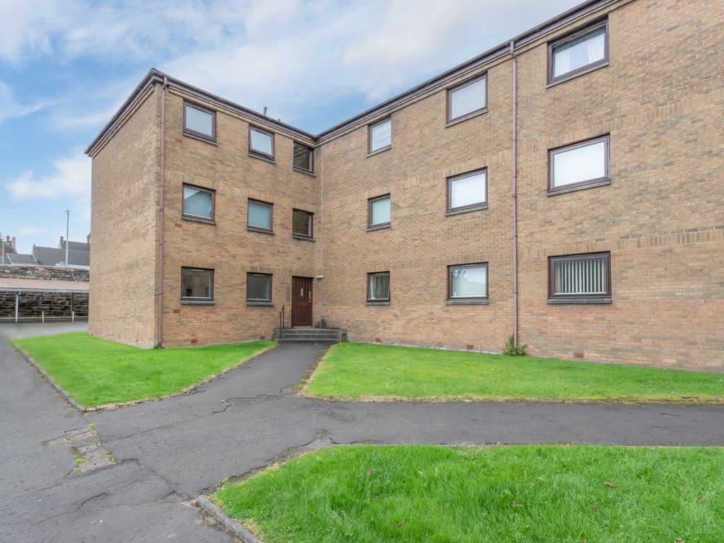 1 bed flat for sale in Castle Gait, Paisley, Renfrewshire PA1, £80,000