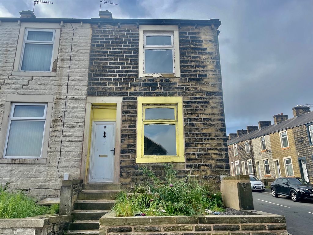 2 bed end terrace house for sale in Earl Street, Nelson BB9, £49,995