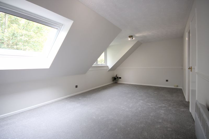 1 bed flat for sale in Bracken Park Gardens, Wordsley, Stourbridge DY8, £85,000