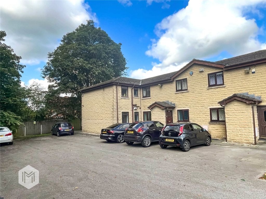 2 bed flat for sale in Mosley Common Road, Tyldesley, Manchester, Greater Manchester M29, £100,000