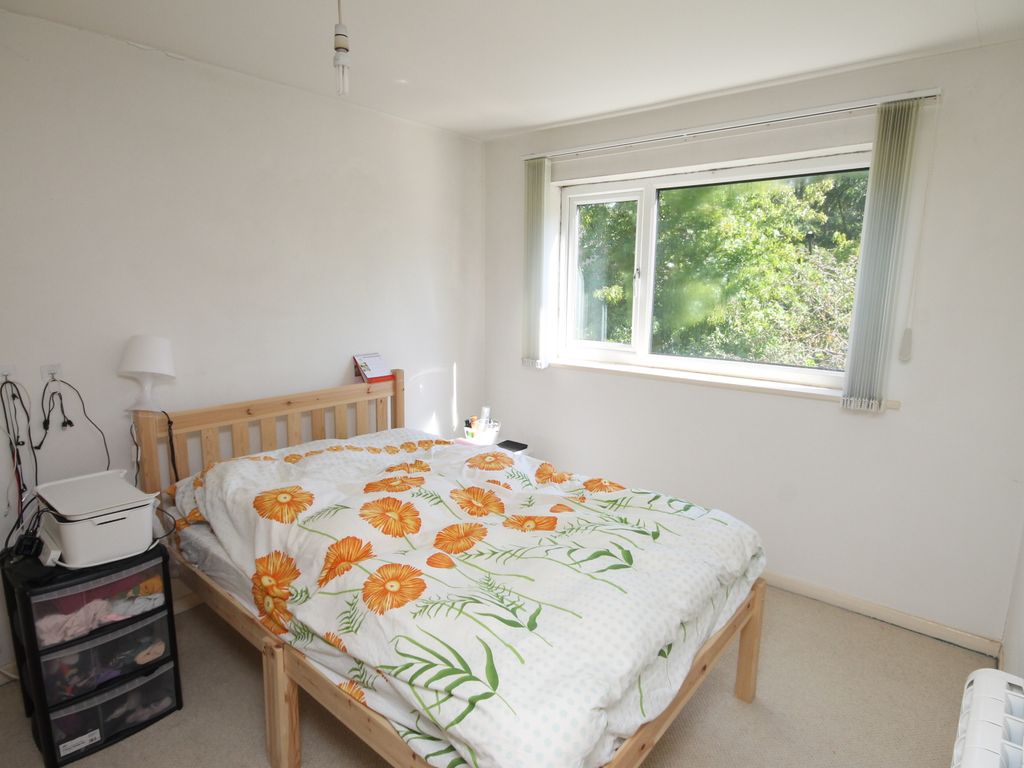 2 bed flat for sale in Park Grange Croft, Norfolk Park, Sheffield S2, £115,000