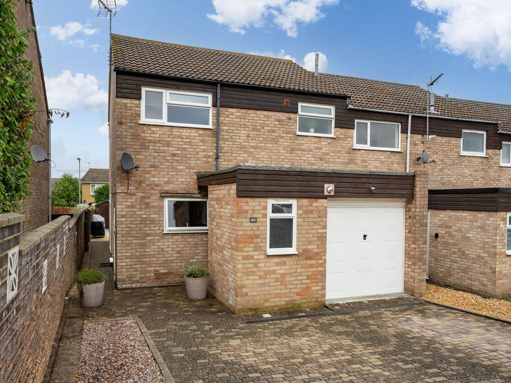 3 bed terraced house for sale in Pheasant Rise, Bar Hill CB23, £325,000