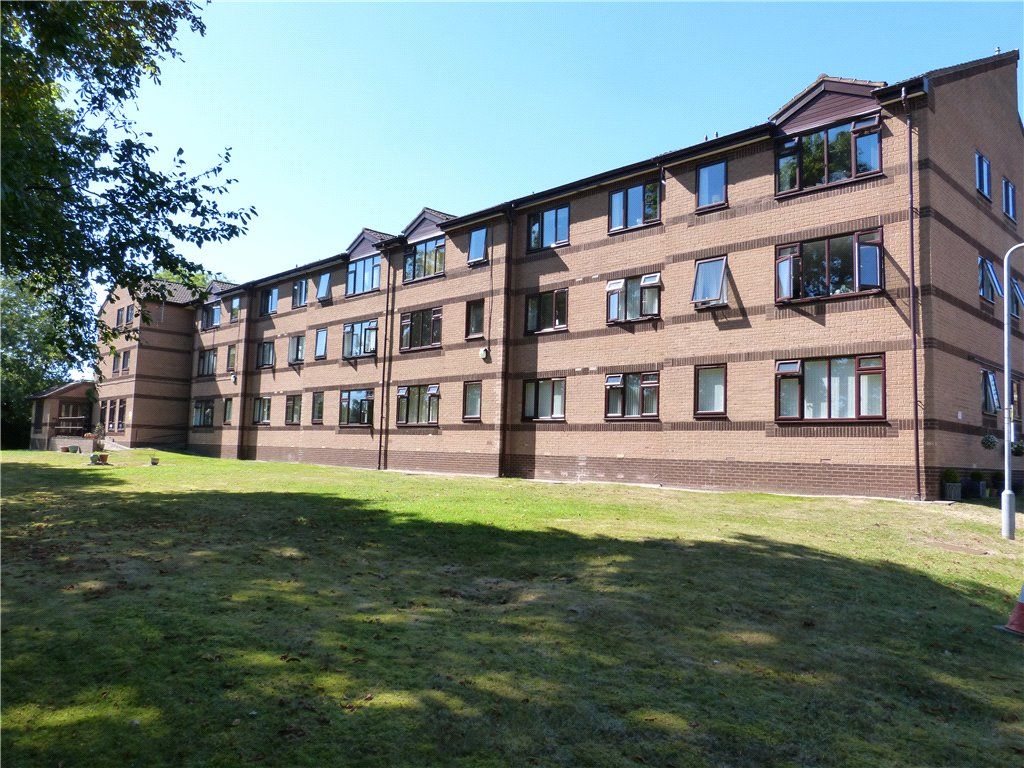 2 bed flat for sale in Monyhull Hall Road, Birmingham, West Midlands B30, £115,000