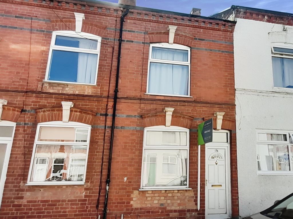 3 bed terraced house for sale in Beatrice Road, Leicester LE3, £160,000