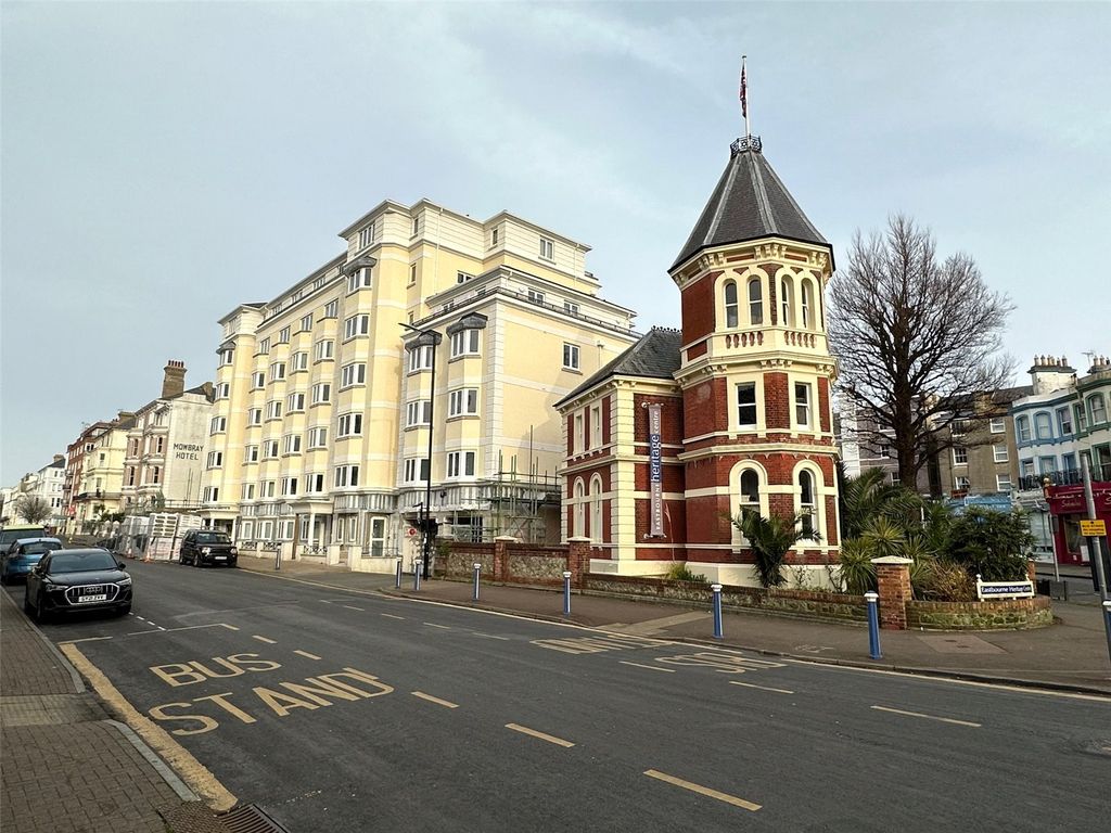 1 bed flat for sale in Compton Street, Eastbourne, East Sussex BN21, £200,000