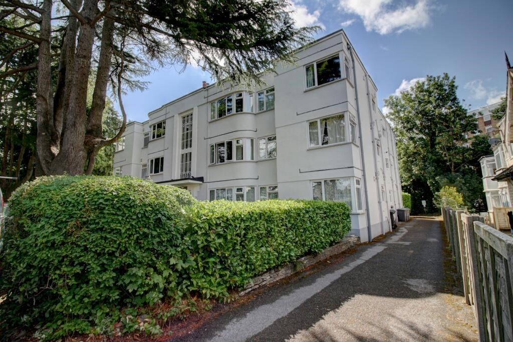 2 bed flat for sale in Christchurch Road, Bournemouth BH1, £210,000