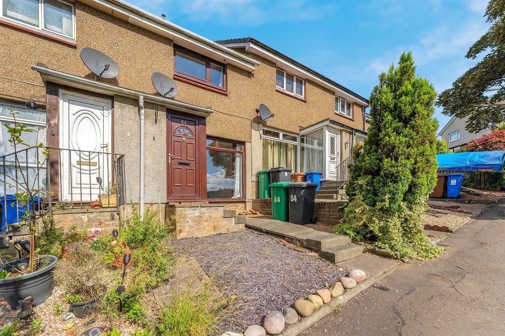 2 bed terraced house for sale in Douglas Drive, Dunfermline KY12, £135,000
