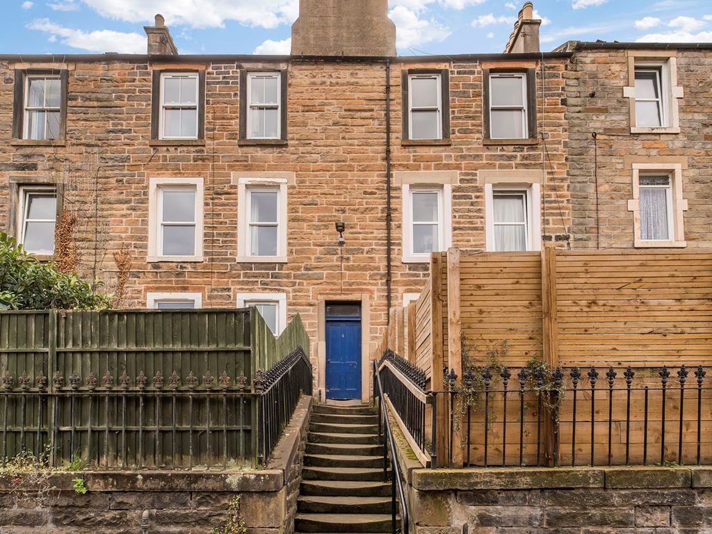2 bed flat for sale in Rosevale Terrace, Edinburgh EH6, £190,000
