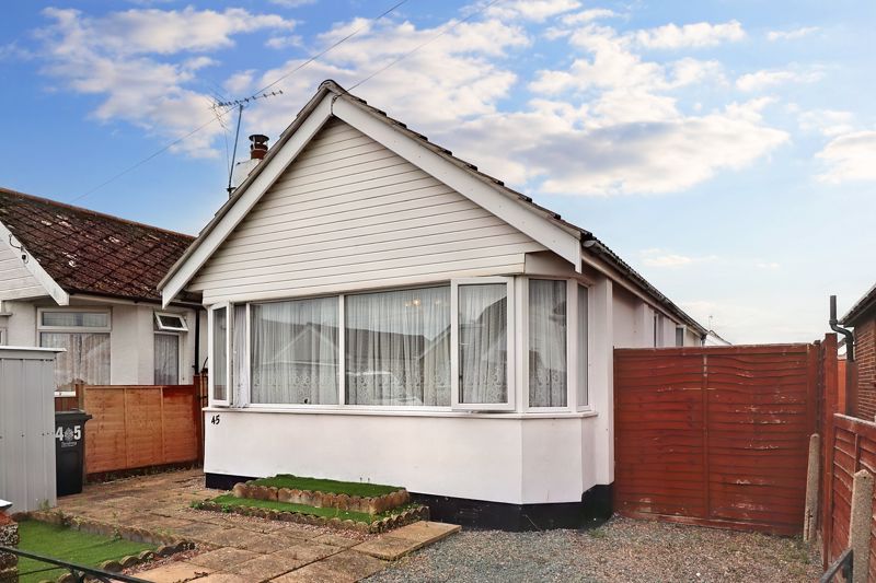 2 bed bungalow for sale in Rosemary Way, Jaywick CO15, £99,950