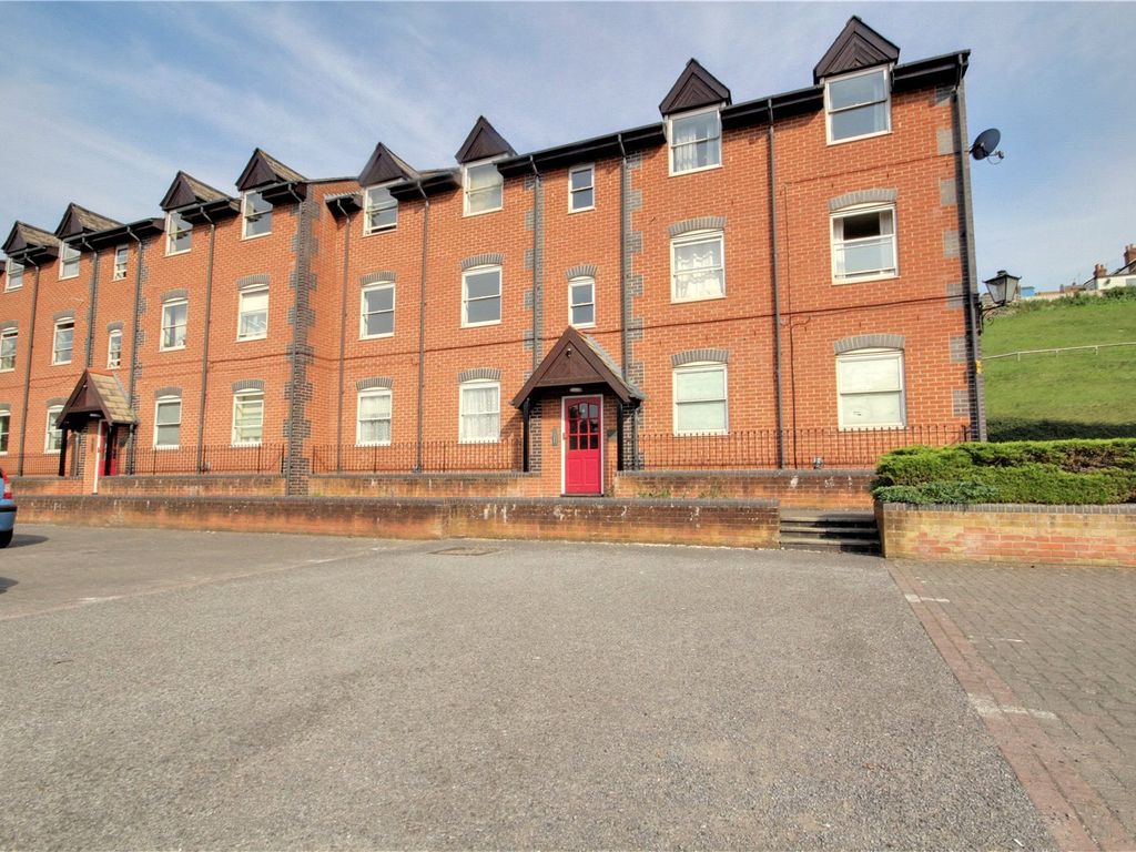 1 bed flat for sale in Dale Road, Reading, Berkshire RG2, £175,000