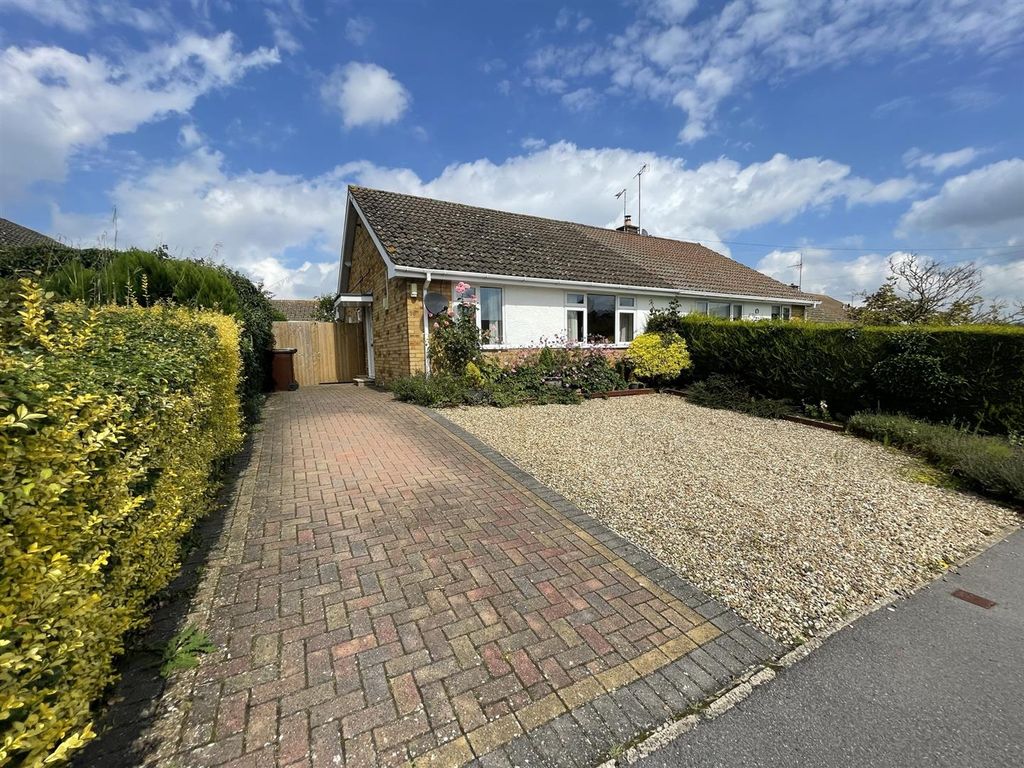 2 bed semi-detached bungalow for sale in Kenelm Rise, Winchcombe, Cheltenham GL54, £330,000