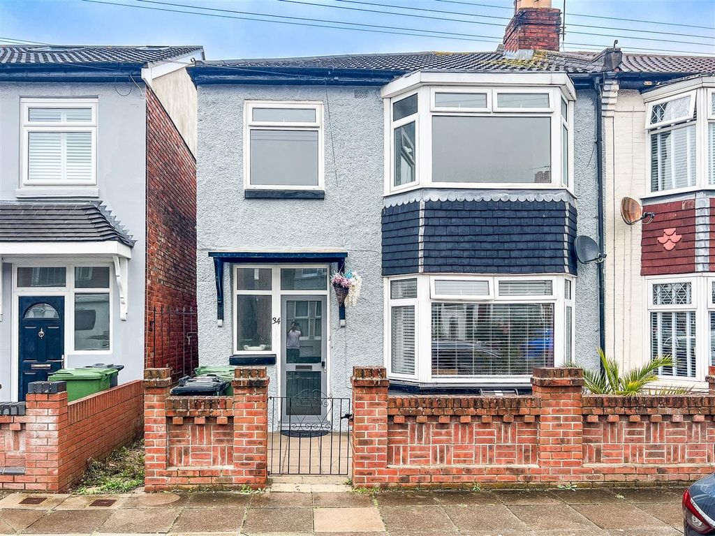 1 bed flat for sale in Magdalen Road, Portsmouth PO2, £150,000