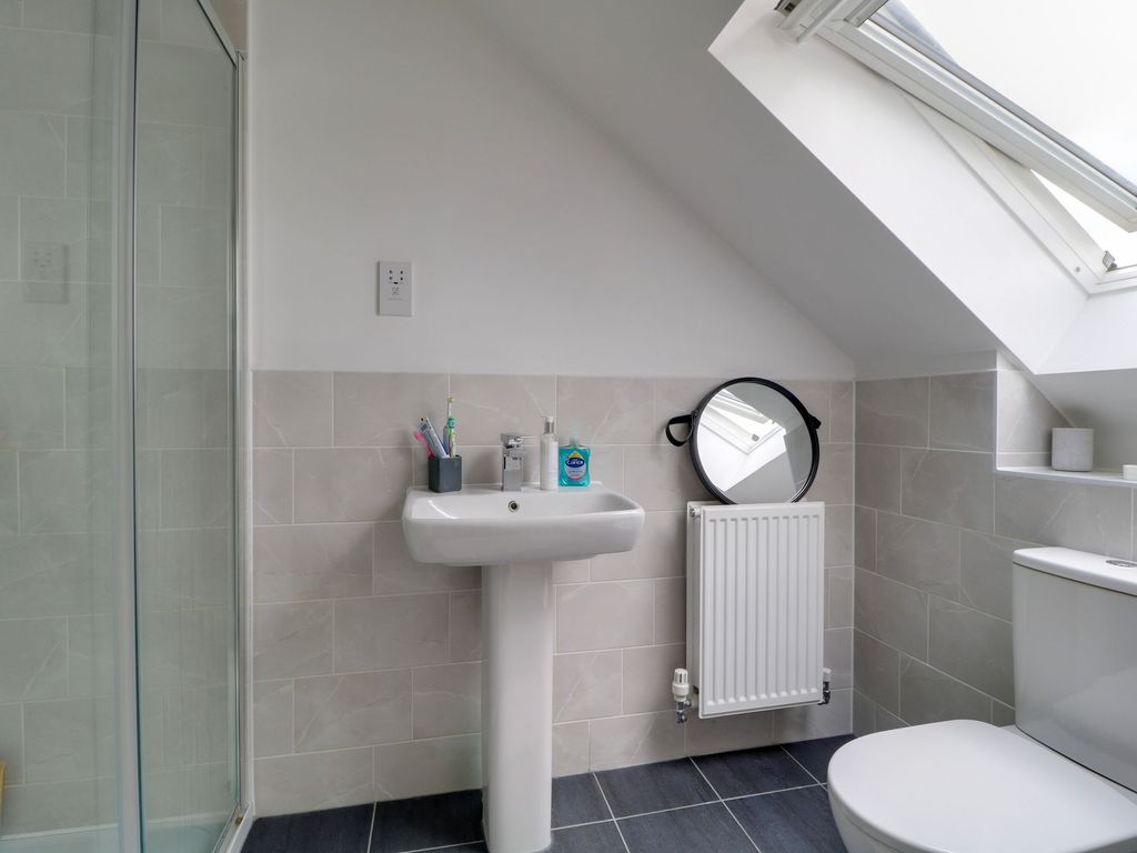 3 bed end terrace house for sale in Chase Avenue, Red Lodge IP28, £300,000