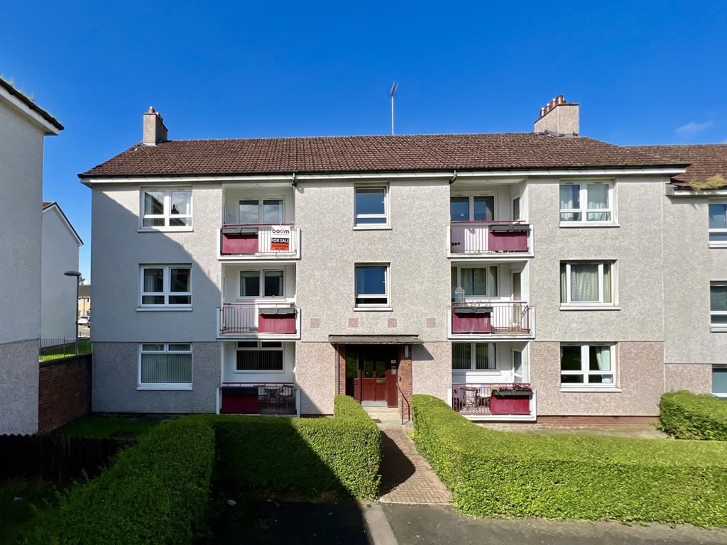 2 bed flat for sale in Bowfield Crescent, Glasgow G52, £58,995