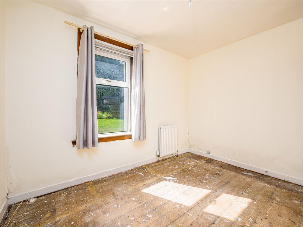 3 bed flat for sale in Kerrsview Terrace, Dundee DD4, £95,000
