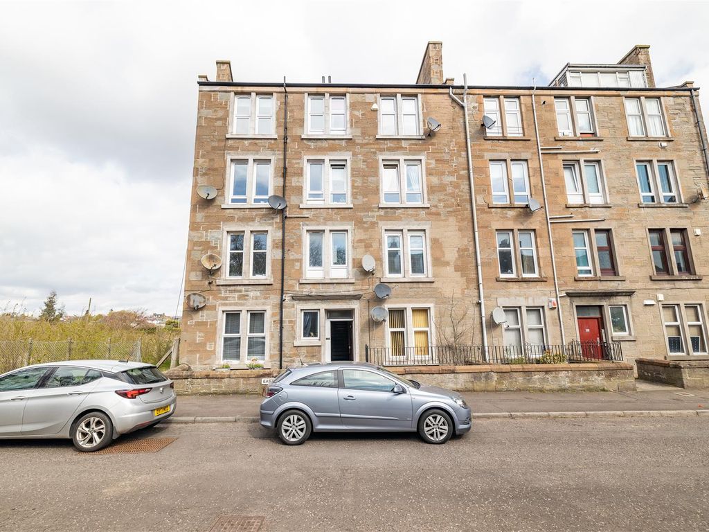 1 bed flat for sale in East School Road, Dundee DD3, £65,000