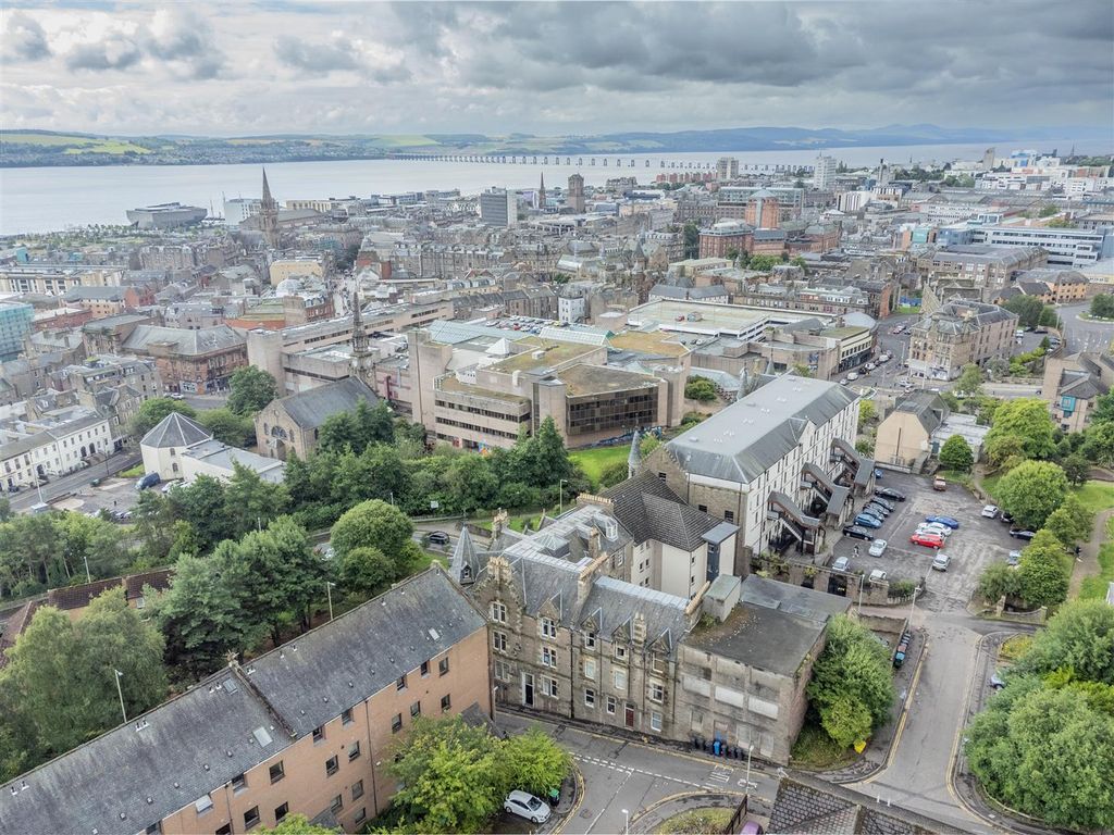 1 bed flat for sale in Forebank Road, Dundee DD1, £90,000