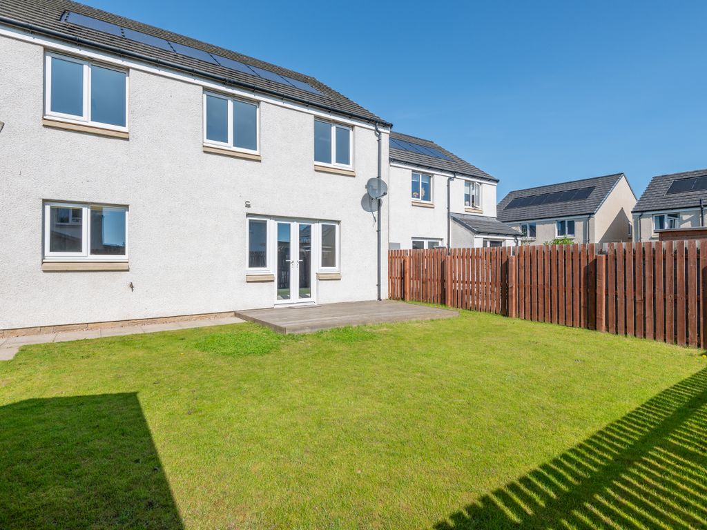 4 bed detached house for sale in Finlay Drive, Arbroath DD11, £250,000