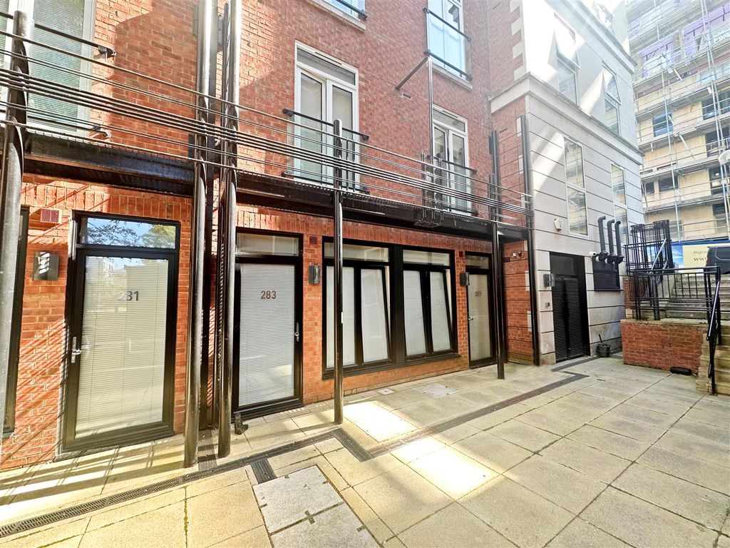 1 bed flat for sale in Upper Third Street, Milton Keynes MK9, £165,000