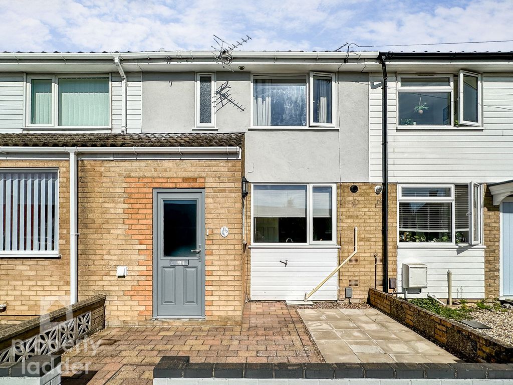 3 bed terraced house for sale in Meadow Way, Hellesdon, Norwich NR6, £230,000