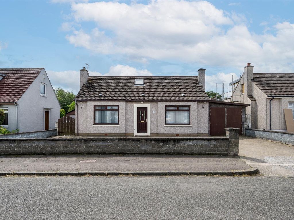 4 bed detached house for sale in Bruce Road, Dundee DD3, £230,000