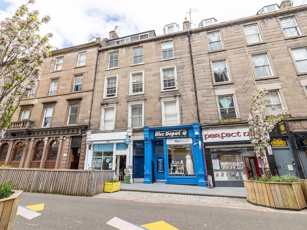 4 bed flat for sale in Union Street, Dundee DD1, £180,000